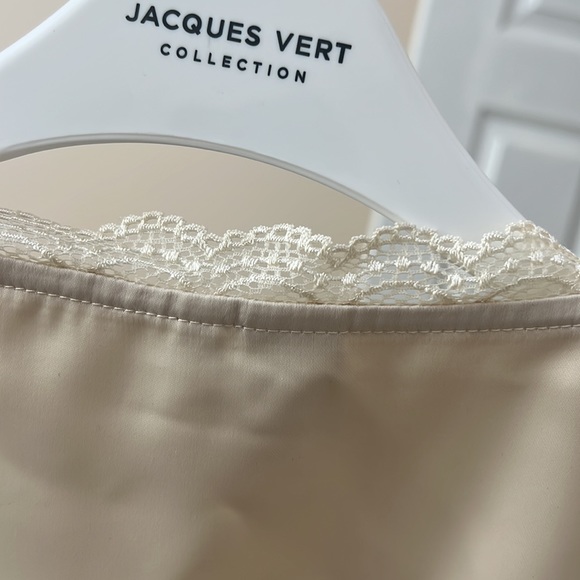 Simons Twik Silk Top - Picture 8 of 9